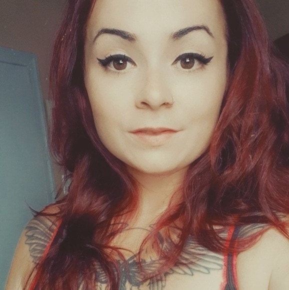 Meet your Posher, Jessica - Picture 1 of 1